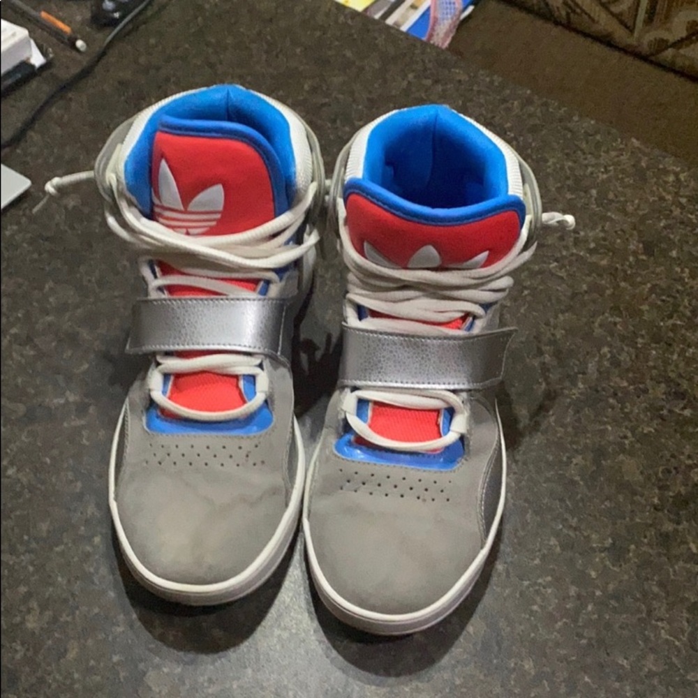 Adidas EVN 791001 (Las) need to be cleaned